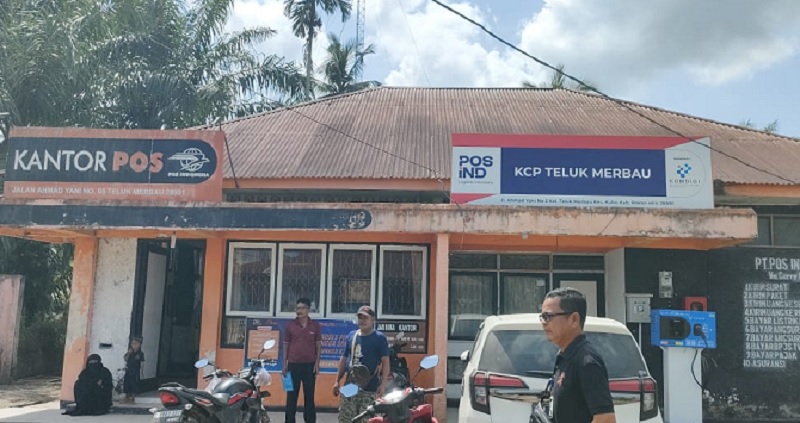 Kondisi Kantor Cabang Pembantu (KCP) Pos Teluk Merbau di Kubu.