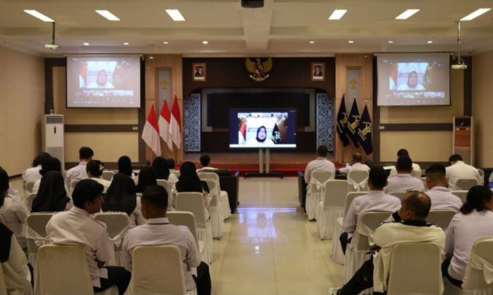 Jajaran pejabat dan ASN Kanwil Kemenkum Riau mengikuti sosialisasi Peraturan Menteri Hukum tentang Penerapan Manajemen Risiko, Rabu (7/1/2026).
