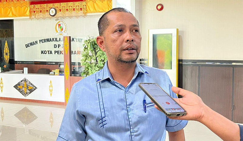 Wakil Ketua DPRD Kota Pekanbaru Tengku Azwendi Fajri