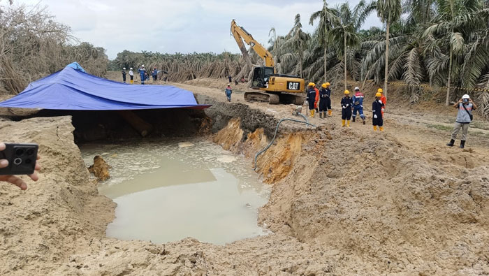 Lokasi ledakan pipa gas milik PT TGI yang menyebabkan sejumlah rumah warga rusak ringan, Jumat (9/1/2026).
