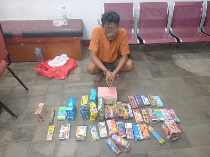 Jajaran Polsek Kampar kembali berhasil membekuk seorang pria berinisial PR (36), warga Kelurahan Air Tiris, Kecamatan Kampar, Kabupaten Kampar, Kamis (8/1/2026).