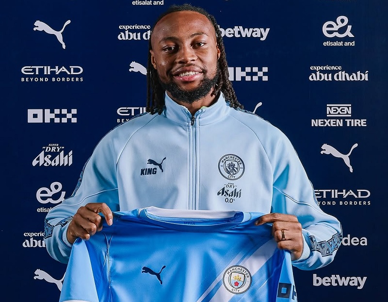 Winger asal Ghana Antonie Semenyo akhirnya resmi berseragam Manchester City.