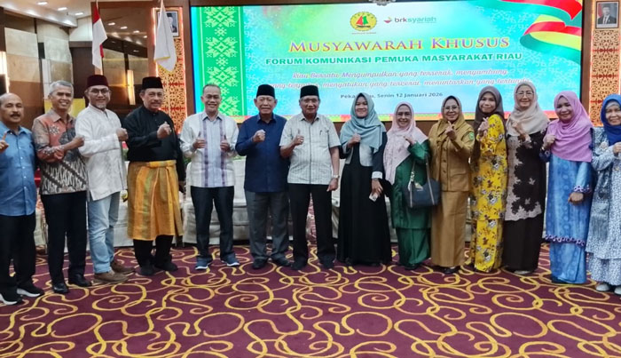 Foto bersama usai musyawarah khusus pemilihan ketua FKPMR di gedung BRK Syariah, Senin (12/1/2026).