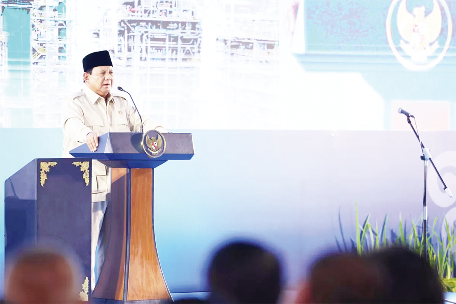 Presiden Prabowo Subianto berpidato saat meresmikan infrastruktur energi terintegrasi Pertamina RDMP Balikpapan, beberapa waktu lalu.