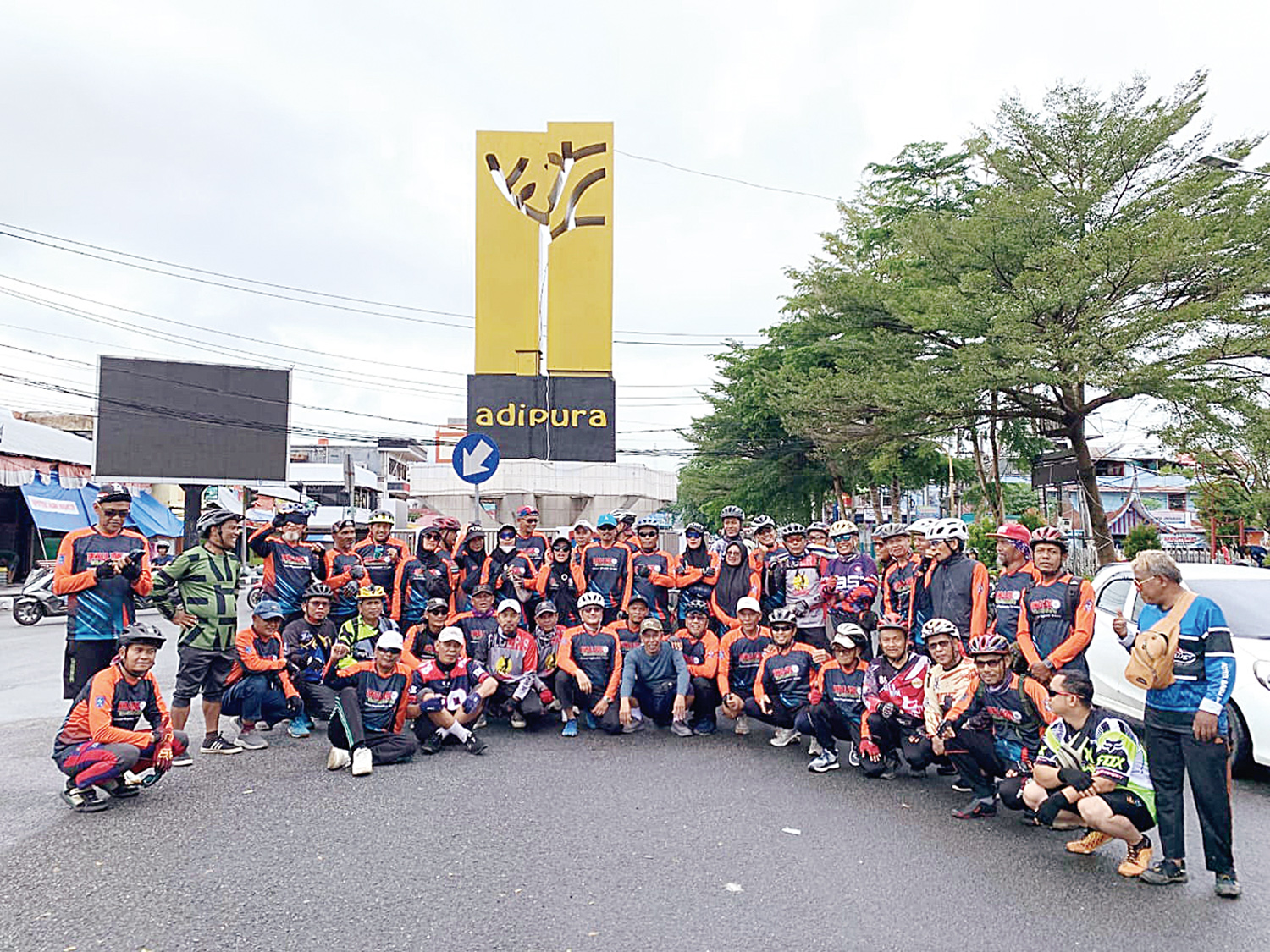 Komunitas sepeda Goweser Paliko dari Payakumbuh saat menggelar gowes bersama di Payakumbuh, beberapa waktu lalu.