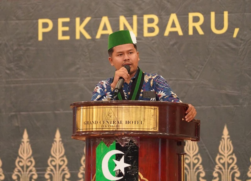 Ketua Umum HMI Cabang Pekanbaru Givo Vrabora