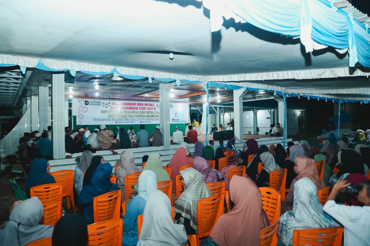 Masyarakat Kasikan-Talang Danto saat menghadiri Isra Mikraj bersama PTPN IV Regional III Tandun, beberapa waktu lalu.