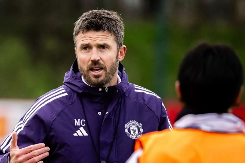 Michael Carrick ditunjuk sebagai pelatih kepala Manchester United hingga akhir musim.