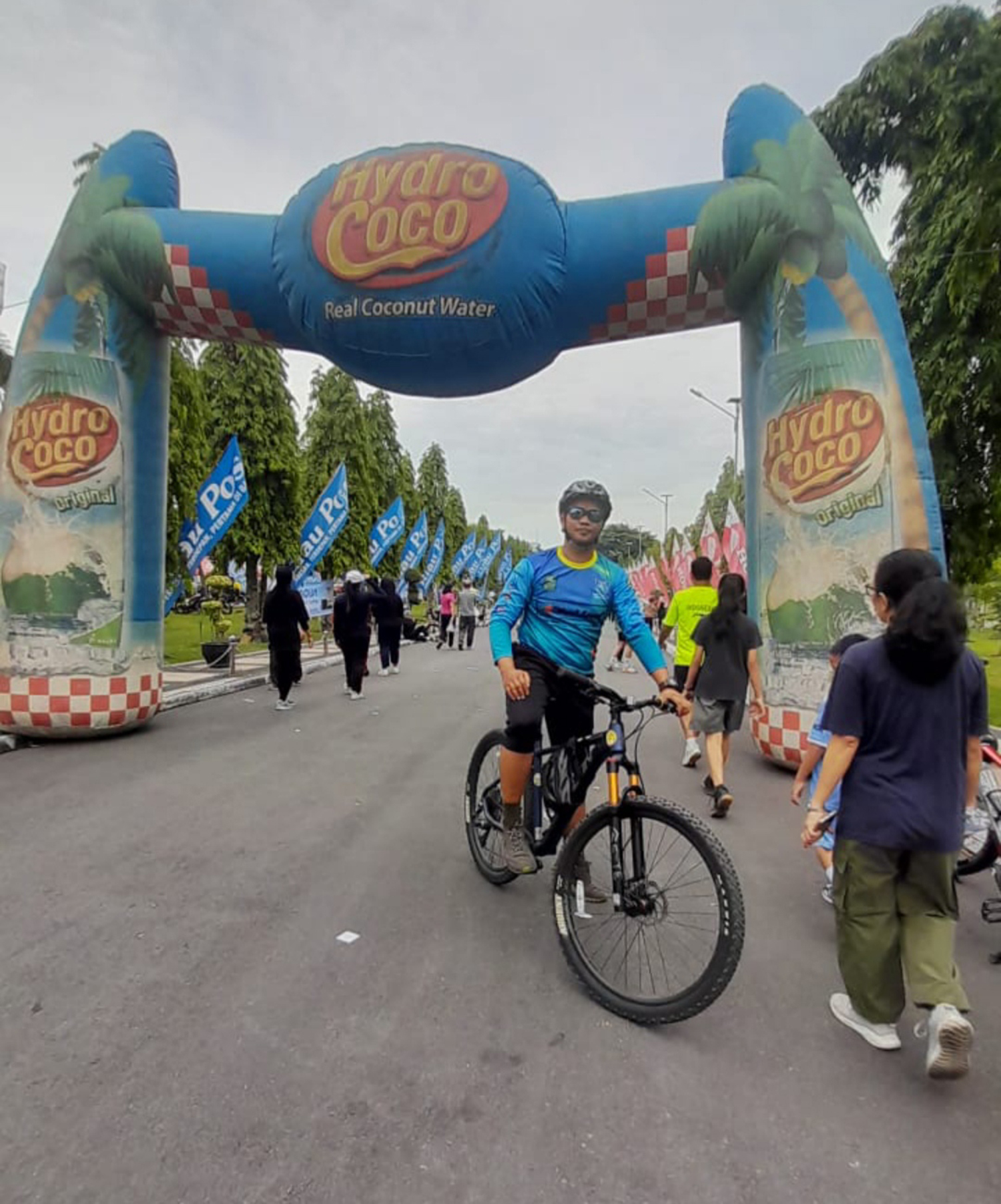 Wakil Ketua Tegocy Pekanbaru Joko Suprianto saat mengikuti iven gowes yang ditaja Riau Pos, beberapa waktu lalu.