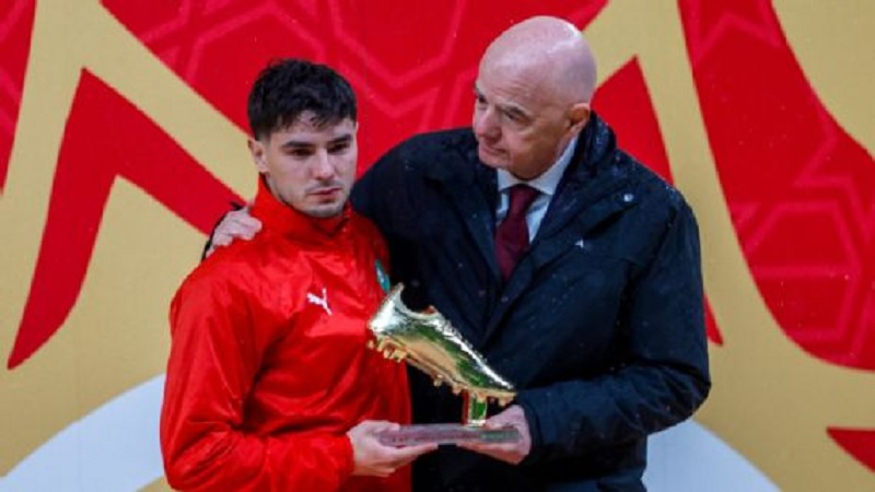 Meski gagal mengeksekusi penalti saat kalah 0-1 di final Piala Afrika lawan Senegal, Brahim D&iacute;az sukses memenangkan Sepatu Emas dengan 5 gol.