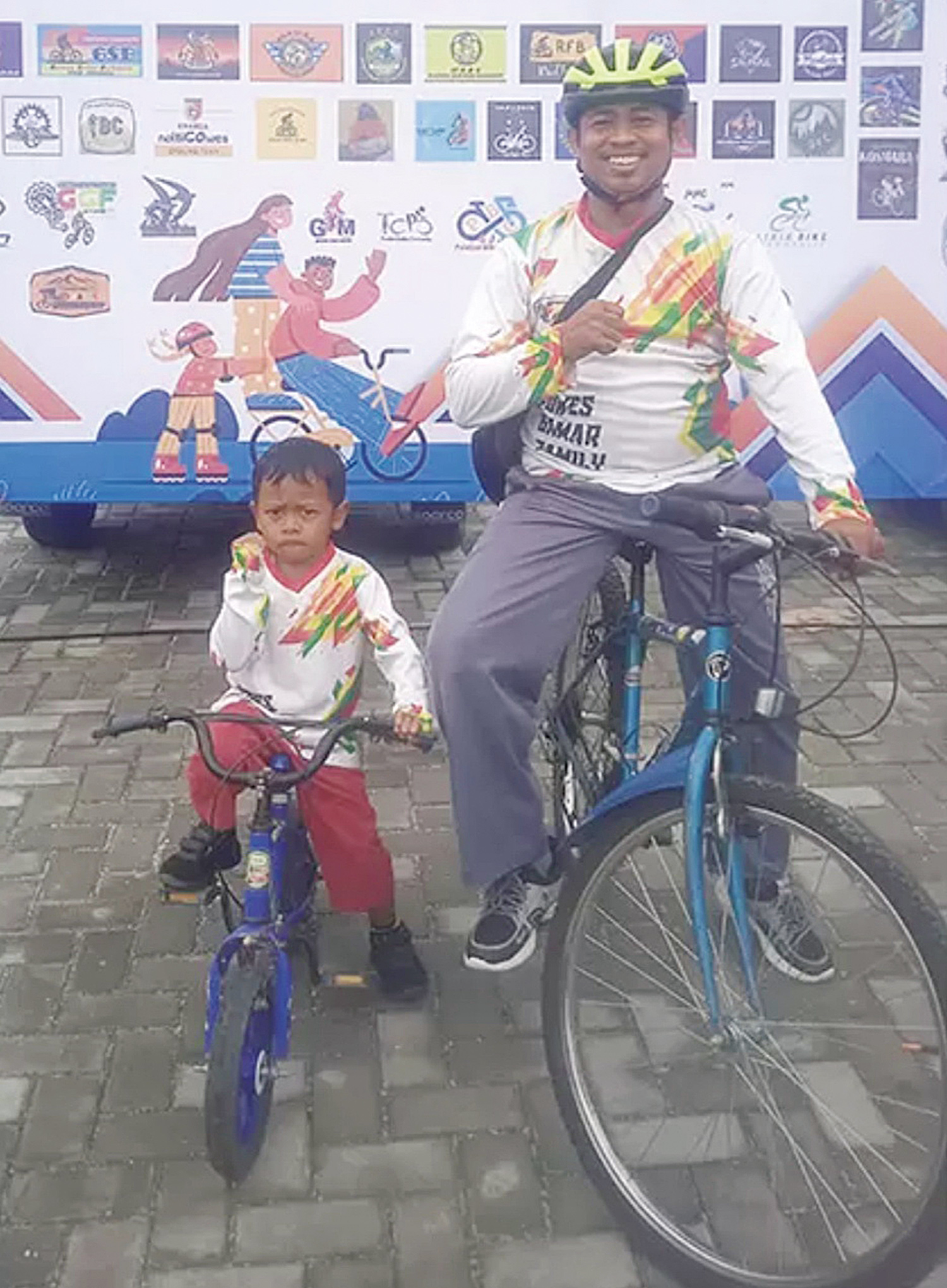 Anggota Gowes Gamar Family saat mengikuti iven gowes di Pekanbaru, beberapa waktu lalu.