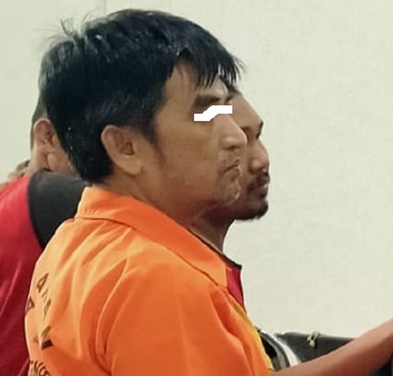 Mantan Kepala Satpol PP Kabupaten Bengkalis, Hengki Irawan, saat menjadi saksi di Pengadilan Negeri Bengkalis beberapa waktu lalu.