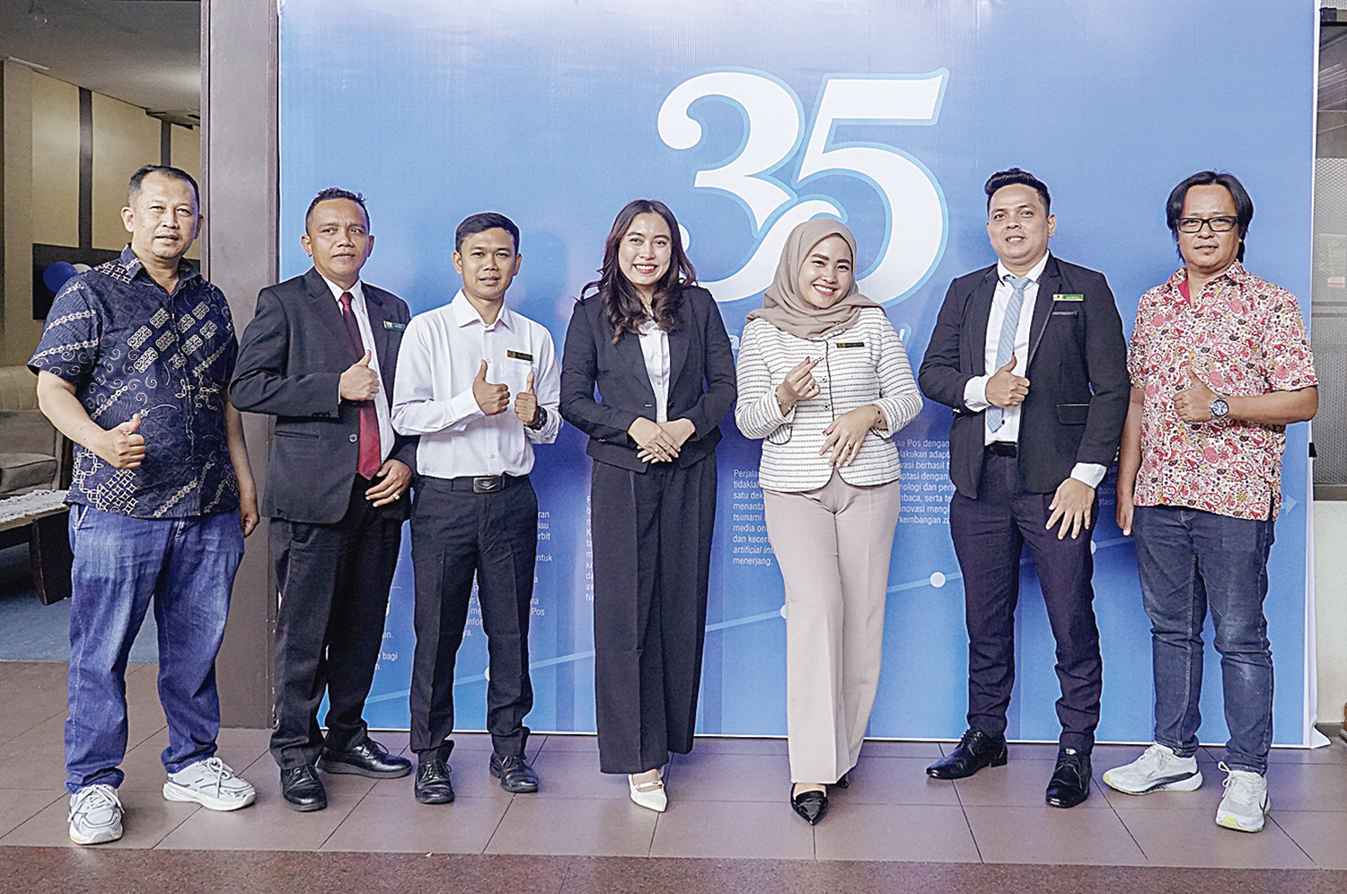 Manajemen dari Angkasa Garden Hotel Pekanbaru saat berkunjung ke Riau Pos, sempena Hut 35 tahun Riau Pos, Pekanbaru, Senin (19/1/2026).