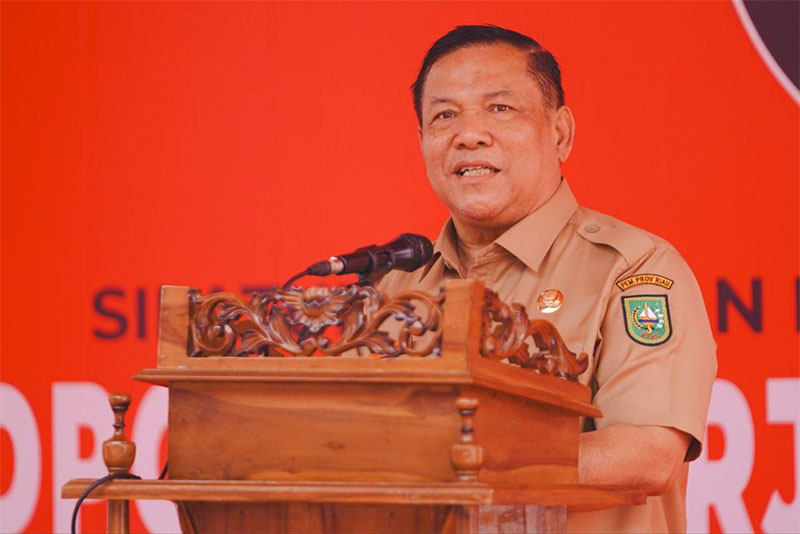 Plt Gubernur Riau SF Hariyanto