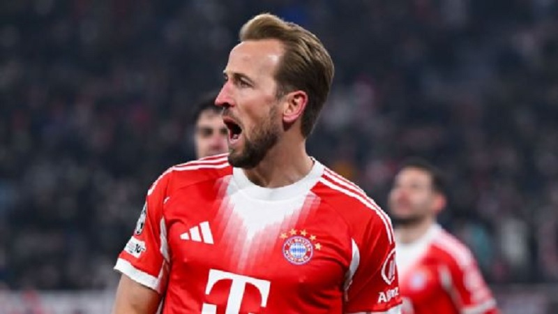 Harry Kane merayakan gol pertamanya saat membawa Bayern Munchen mengalahkan Union St. Gilloise 2-0 di Liga Champions.