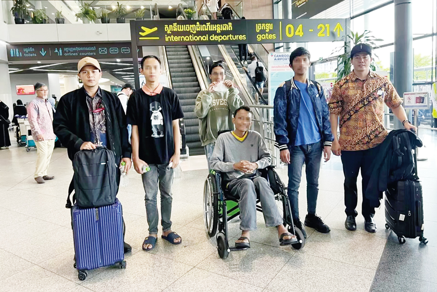 Sejumlah WNI korban penipuan di Kamboja saat dipulangkan ke Tanah Air, belum lama ini.