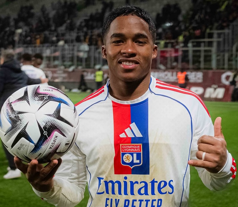 Pemain pinjaman Real Madrid Endrick tampil gemilang dengan mencetak hattrick saat Olympique Lyon menghajar Metz 5-1 di Ligue 1 Prancis.