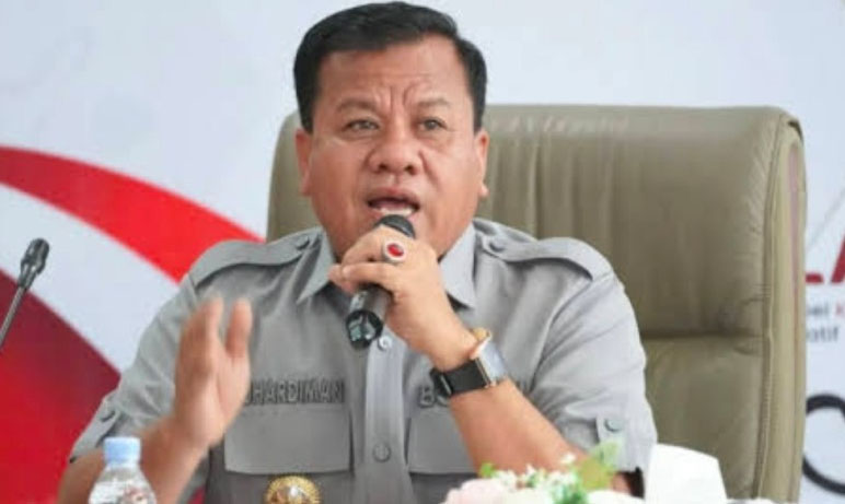 Bupati Kuansing H Suhardiman Amby