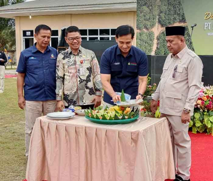 perayaan ulang tahun pertama di PT Agrinas Palma Nusantara Benai-Kuansing, Jumat (30/1/2026).