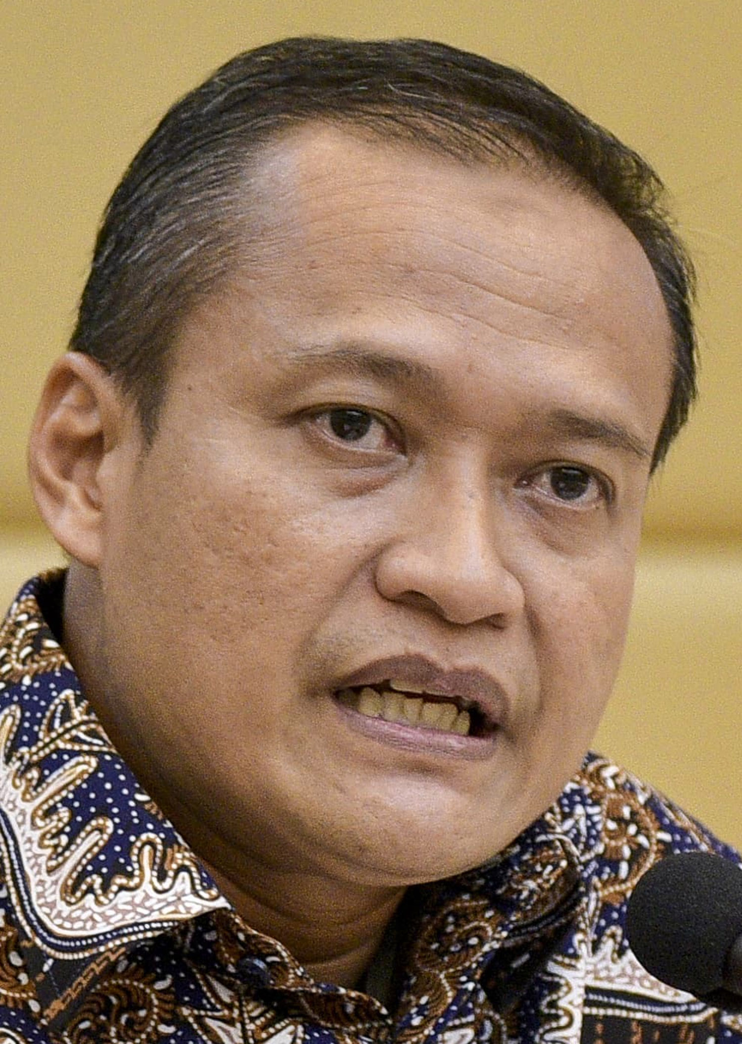 AZIS SUBEKTI