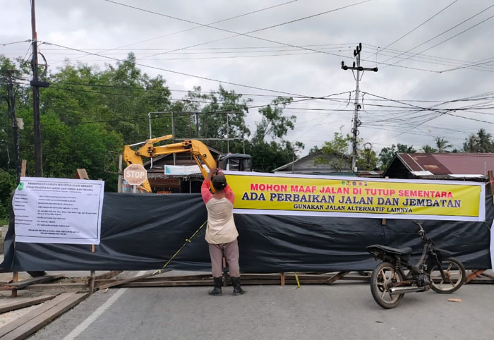 Progres rehabilitasi Duiker Jalan Pelajar di Desa Alahair saat ini sudah memasuki tahap pelaksanaan di lapangan, Senin (2/2/2026).