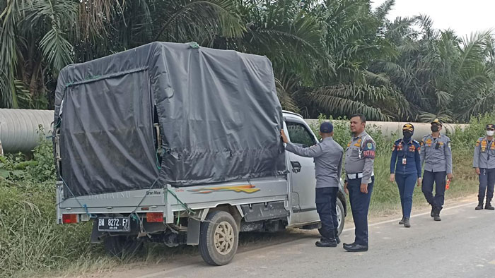 Dishub Siak dan tim melakukan Operasi Penumbar di Terminal Siak di Kecamatan Mempura, Selasa (3/2/2026).