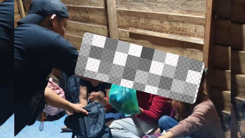 Tim Opsnal Polres Bengkalis mengamankan pelaku TPPO di Desa Sepahat, Kecamatan Bandar Laksamana di sebuah rumah, Selasa (3/2/2026) dini hari.