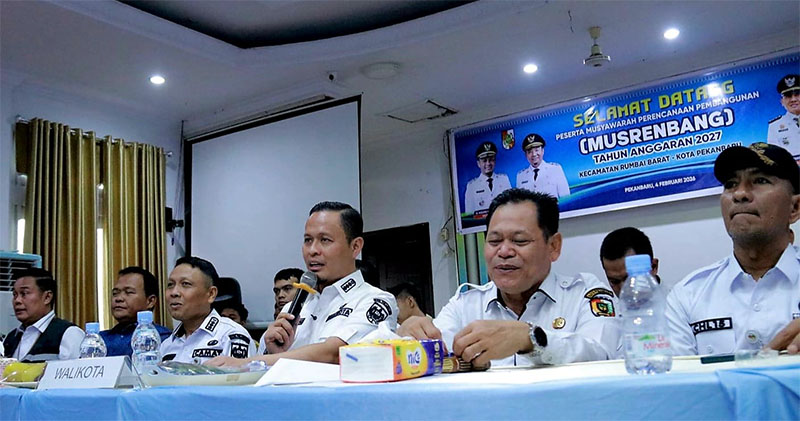 Wako Pekanbaru Agung Nugroho saat turun langsung ke Musrenbang Rumbai Barat.