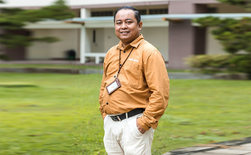 Dadang Syarif Sihabudin Sahid Direktur Politeknik Caltex Riau