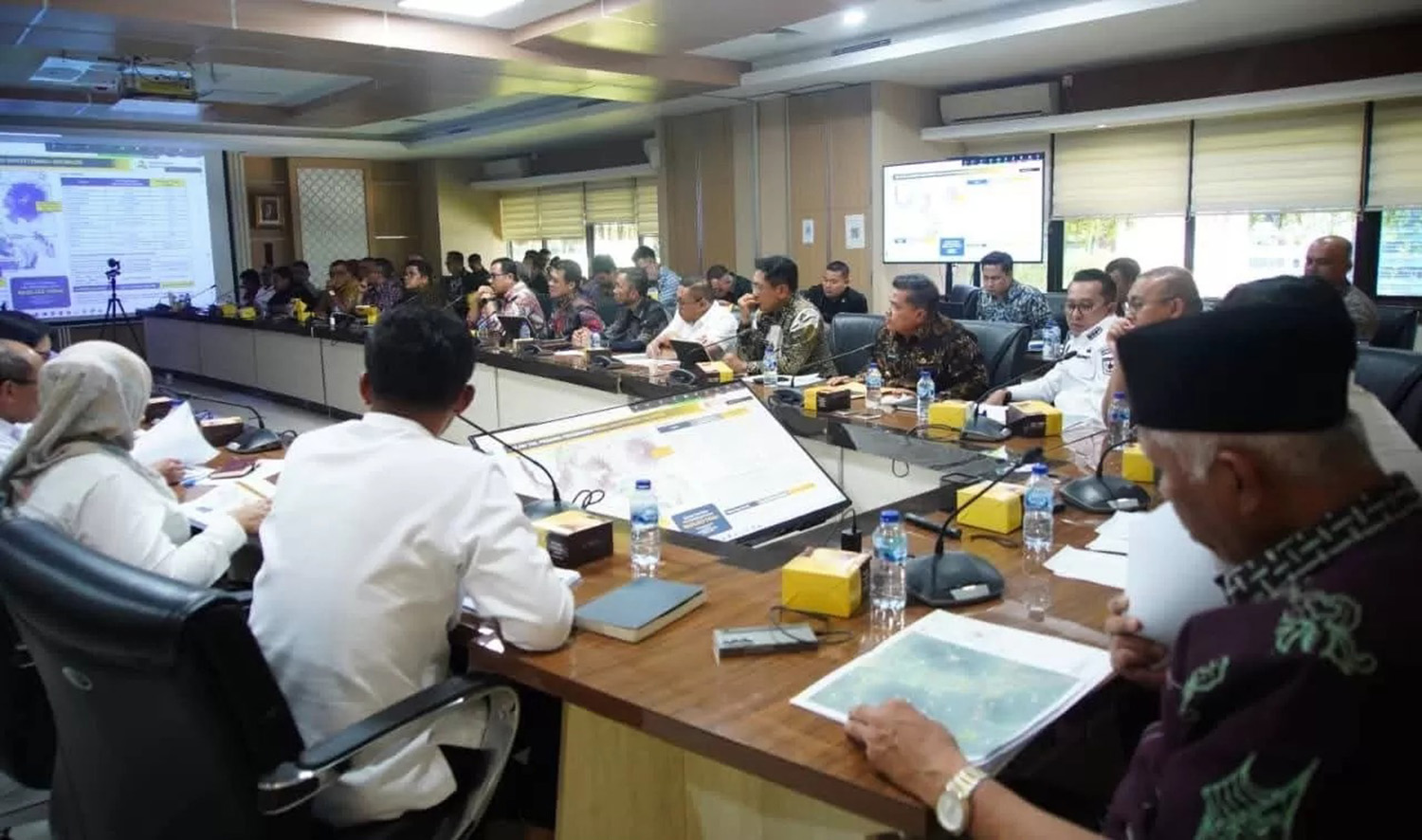 Rapat Pembahasan Lanjutan Rencana Pembangunan Jalan Tol Padang-Pekanbaru Seksi Bukittinggi-Sicincin oleh Kementerian Pekerjaan Umum melalui Direktorat Jenderal Bin