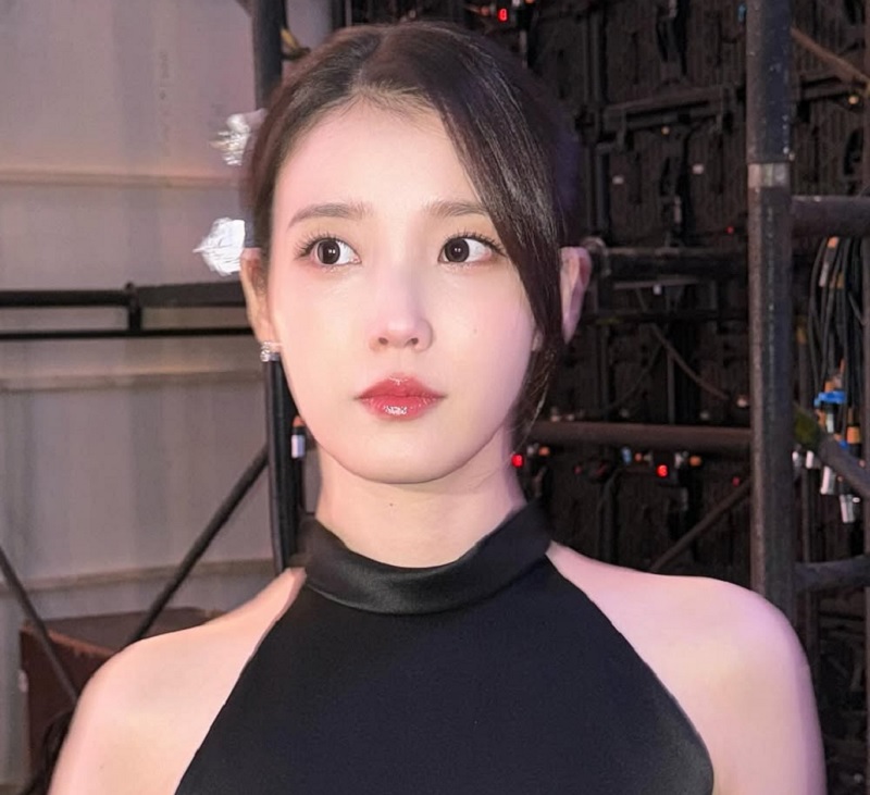 Penyanyi dan aktris Korea, Lee Ji-eun alias IU