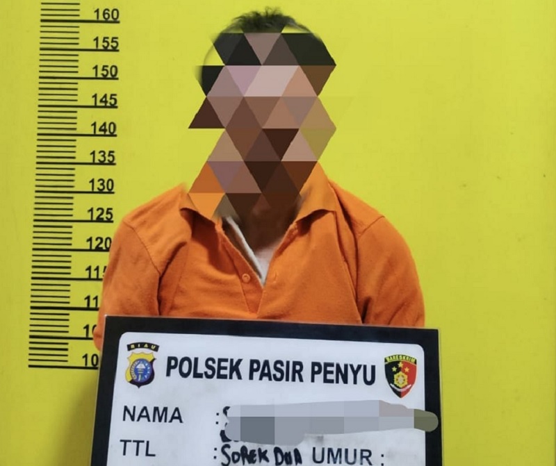 Tersangka terduga pelaku kekerasan seksual terhadap balita, Jumat (6/2/2026).