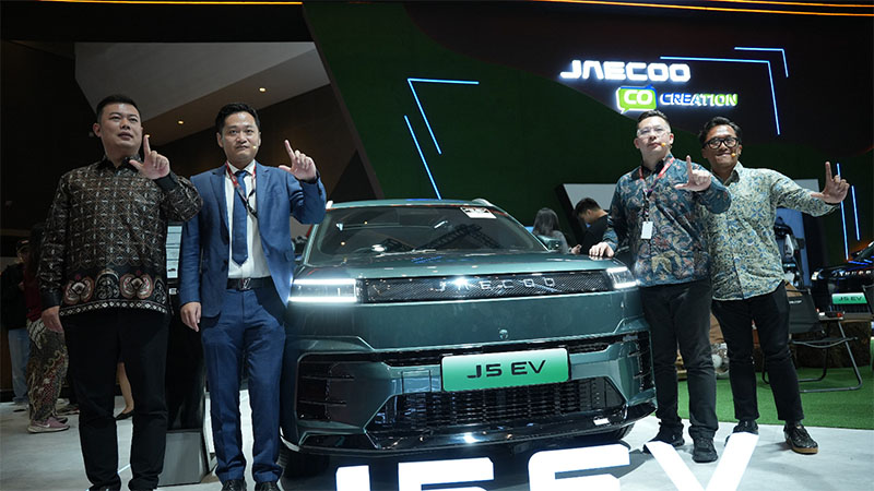 Perwakilan manajemen JAECOO Indonesia dalam konferensi pers IIMS 2026 di Jakarta (5/2/2026)