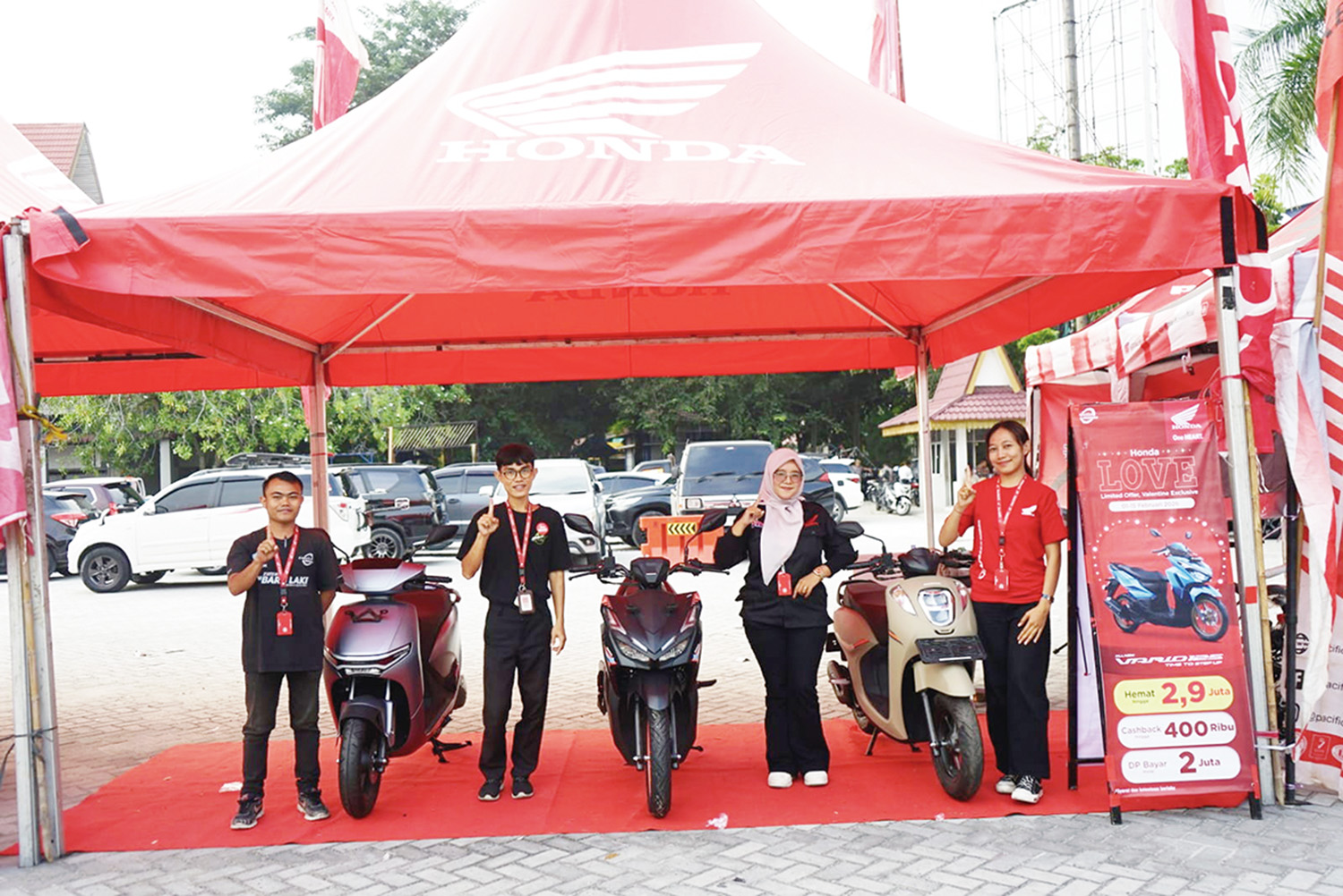 CDN Riau turut hadir mendukung acara Riau Pos Fun Bike 2026 di halaman Mal Pelayanan Publik, Ahad (8/2/2026).