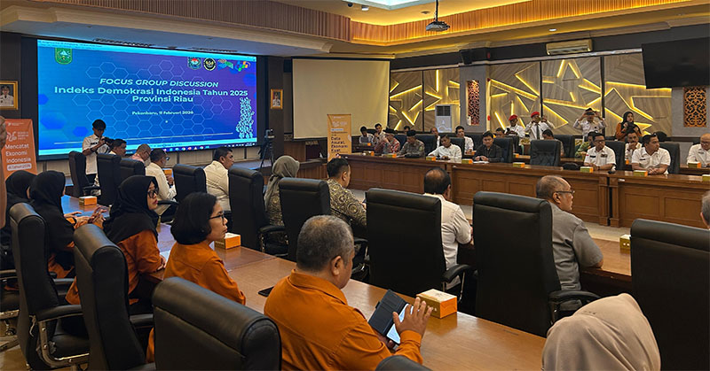 FGD Indek Demokrasi Indonesia yang digelar di Kantor Gubernur Riau pada Rabu (11/2/2026).