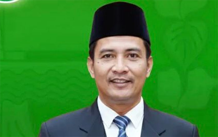 Kepala BKD Riau Budi Fakhri