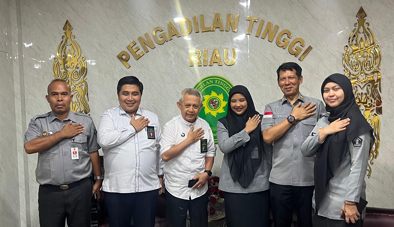 Jajaran Kemenkum Riau melakukan koordinasi bersama Hakim Tinggi hingga Panitera Pengadilan Tinggi Riau pada Senin (9/2/2026).