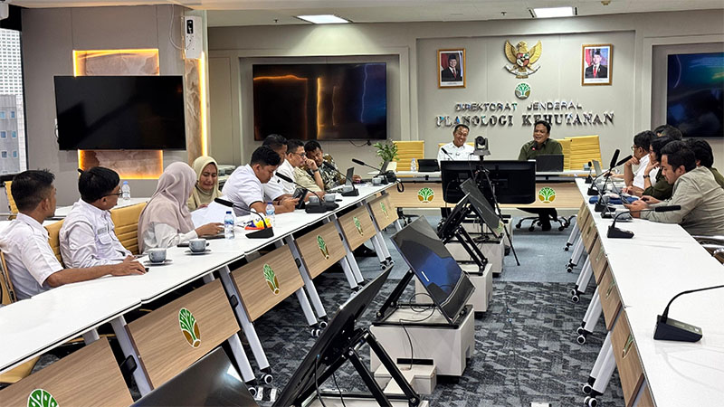 Wakil Bupati Kepulauan Meranti, Muzamil Baharudin, saat bertemu jajaran Dirjen Kawasan Permukiman Kementerian PKP di Jakarta, kemarin (11/2/2026).