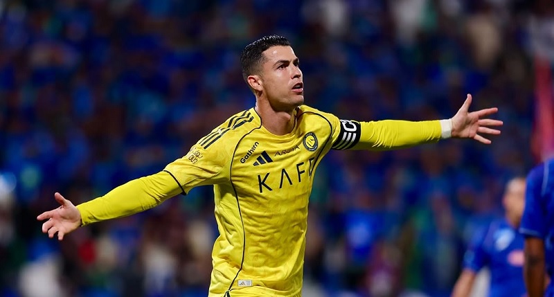 Cristiano Ronaldo kembali bermain untuk Al Nassr dan mencetak gol ke-18 di Liga Pro Saudi saat kalahkan Al Fateh 2-0.