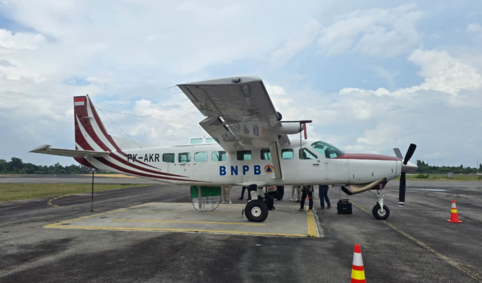 Pesawat untuk kegiatan OMC bantuan dari BNPB sudah tiba di Riau, Senin (16/2/2026).