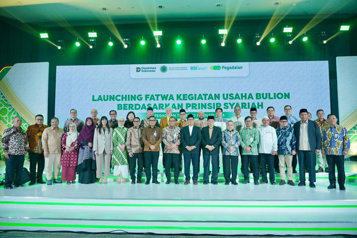 Peluncuran fatwa yang menjadi tonggak sejarah baru dalam penguatan literasi, inklusi, serta kepastian hukum bagi industri keuangan syariah di Indonesia tersebut digelar di Ballroom Pegadaian Tower