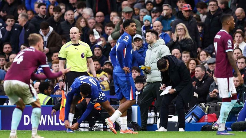 Pengusiran Wesley Fofana berarti tanda-tanda kekalahan sudah terlihat di menit-menit akhir pertandingan imbang Chelsea melawan Burnley.  