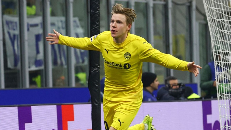 Jens Petter Hauge membantu Bodo/Glimt meraih kemenangan mengejutkan melawan Inter Milan dalam plat-off dua leg untuk melaju ke babak 16 besar Liga Champions..   
