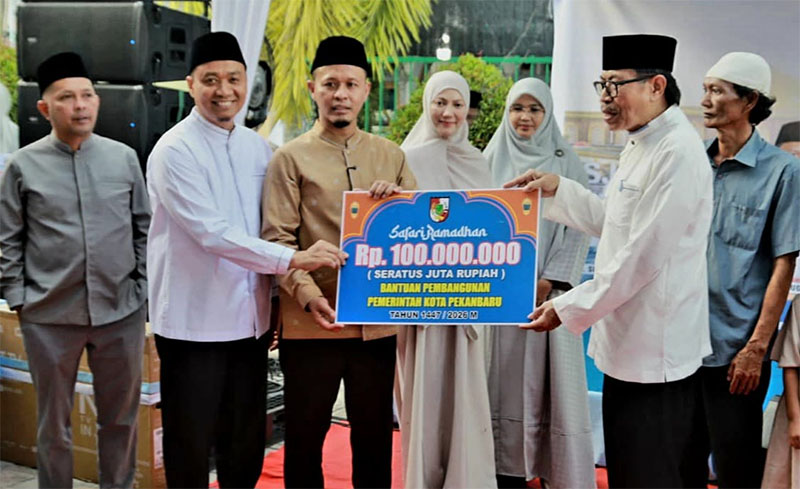 Wako Agung Nugroho Safari Ramadan 1447 Hijriah di Masjid Ihsan, Jalan Dirgantara, Kelurahan Sidomulyo Timur, Kecamatan Marpoyan Damai.