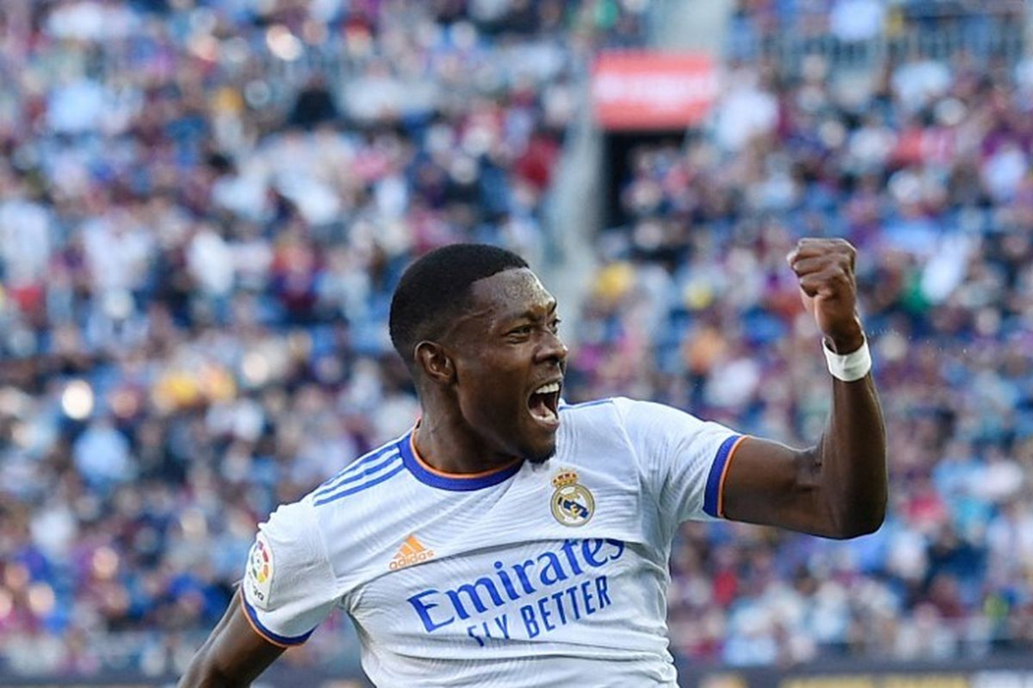 Bek Real Madrid