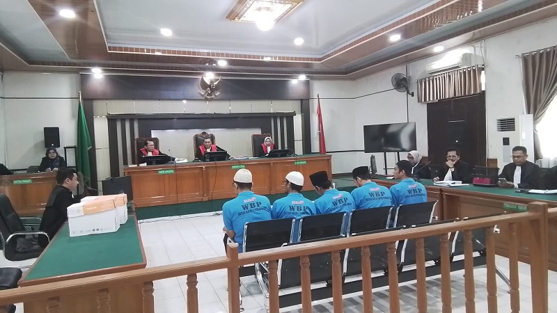Lima terdakwa perkara korupsi penyaluran kredit fiktif sebuah BUMN di Bangkinang menghadapi tuntutan pada Pengadilan Tipikor Pekanbaru, Senin (2/3/2026). 