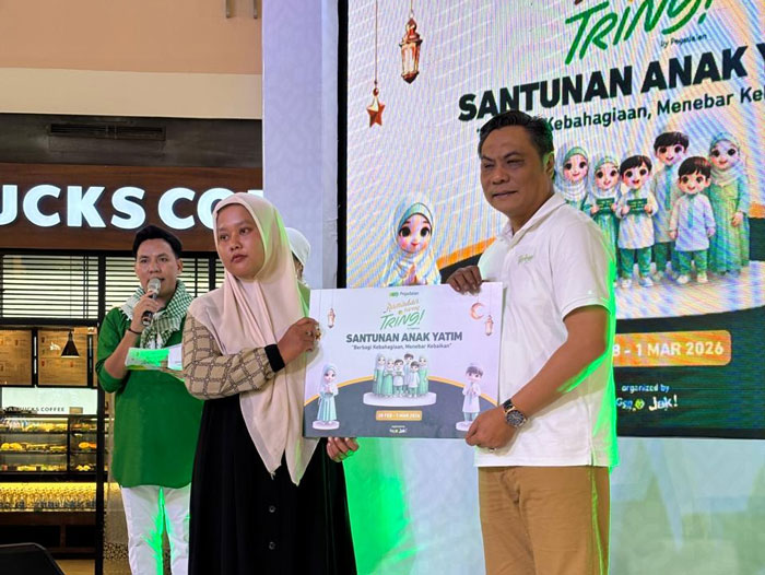 Pinwil Pegadaian Wilayah II Pekanbaru saat Ramadan bareng Tring di Mal SKA Pekanbaru.