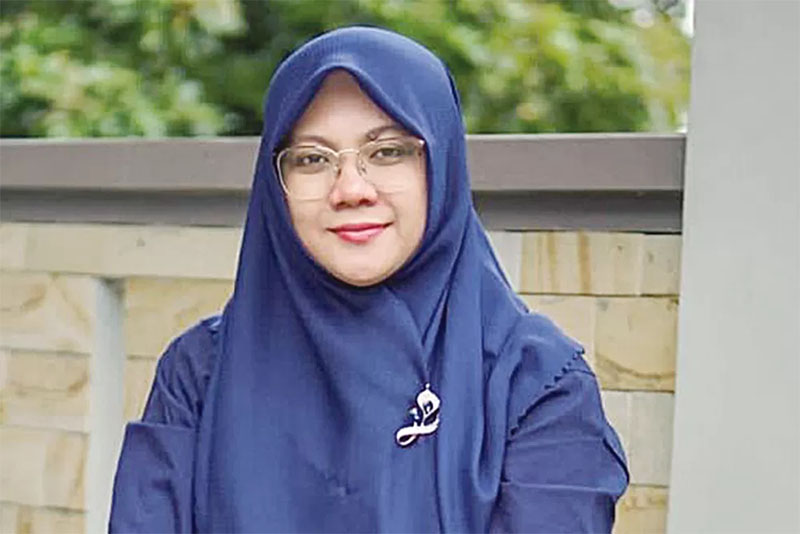 Bupati Siak Dr Afni Z