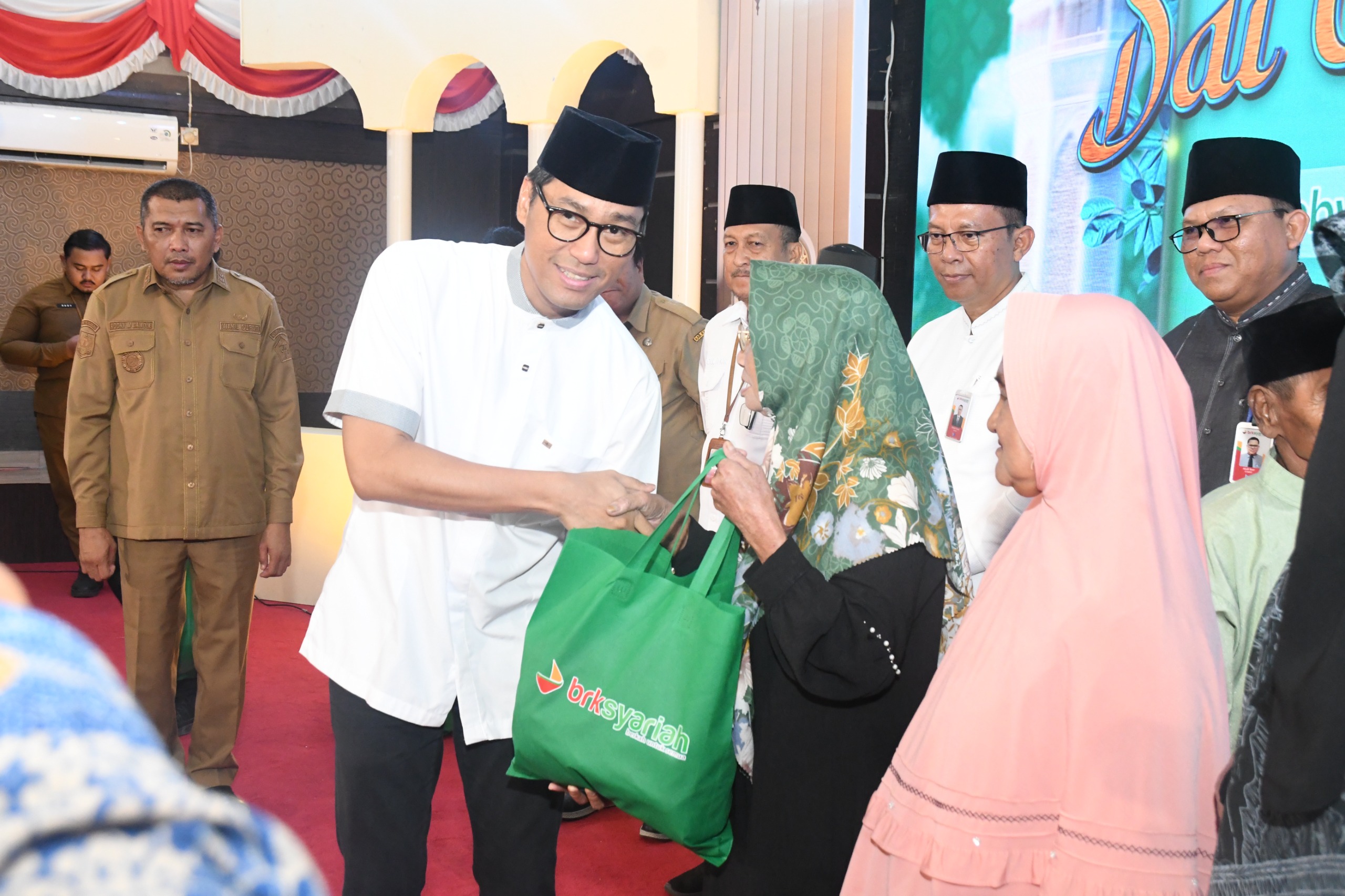 GERAK Syariah 2026 bukti nyata kontribusi BRK Syariah dalam meningkatkan literasi dan inklusi keuangan syariah di daerah. Gedung Nasional Kabupaten Karimun, Senin (2/3/2026)