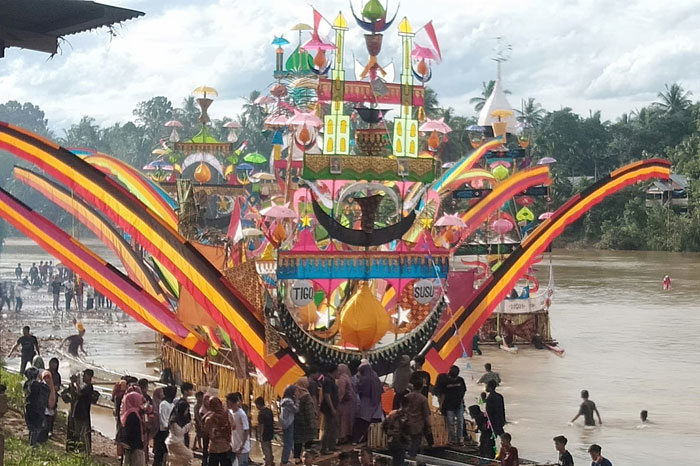 Festival Perahu Baganduang di Kenegerian Lubuk Jambi Kecamatan Kuantan Mudik tahun 2025 lalu. Pada 2026 ini akan kembali dihelat.
